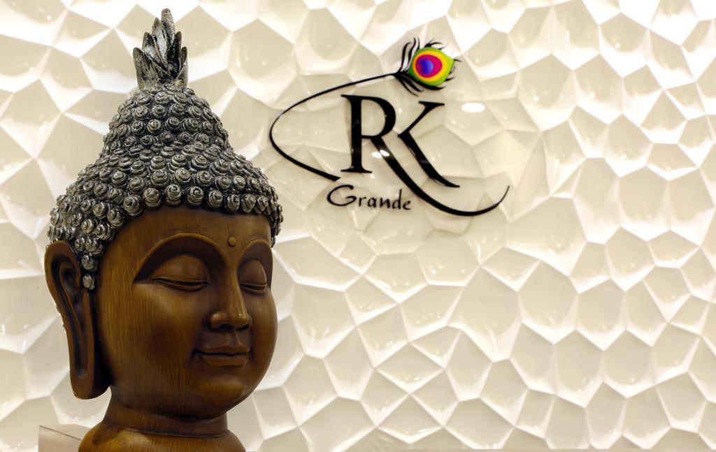 Hotel Rk Grande Ludhiana Esterno foto