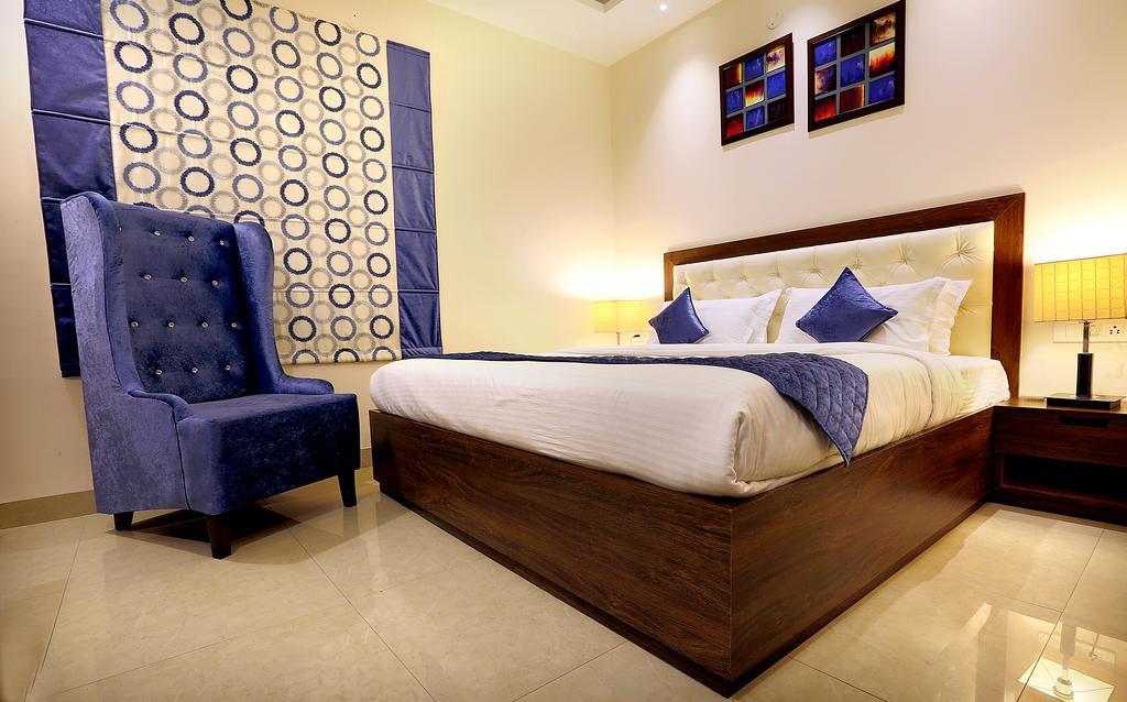 Hotel Rk Grande Ludhiana Camera foto