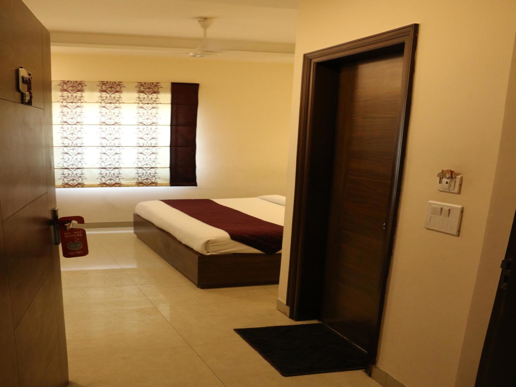 Hotel Rk Grande Ludhiana Esterno foto